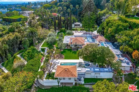 750 Lausanne Rd, Los Angeles, CA 90077