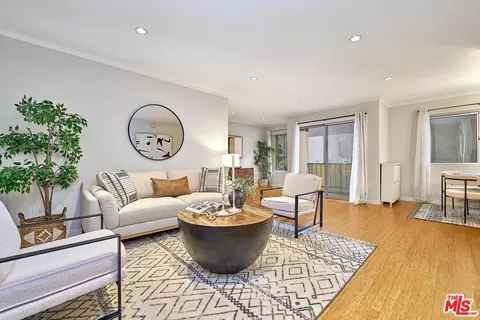 525 N Sycamore Ave #211, Los Angeles, CA 90036
