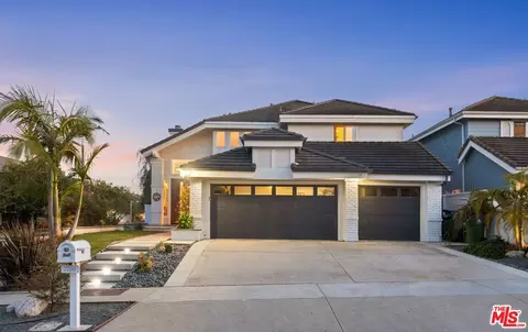 7700 W 80th St, Playa Del Rey, CA 90293