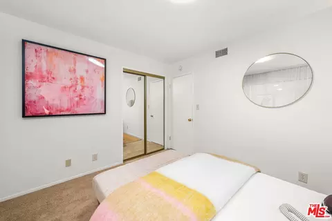 Bedroom - 11080 Plainview Ave, Tujunga, CA 91042 photo 5 of 9
