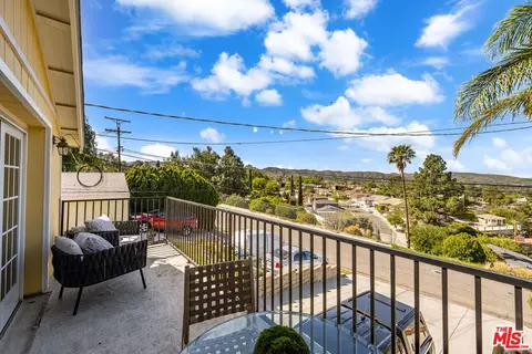 Exterior - 11080 Plainview Ave, Tujunga, CA 91042 photo 1 of 5