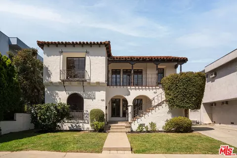 1125 S Oakhurst Dr, Los Angeles, CA 90035