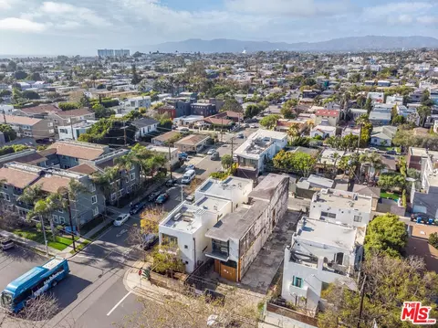 View/Area - 705 Broadway St, Venice, CA 90291 photo 7 of 7
