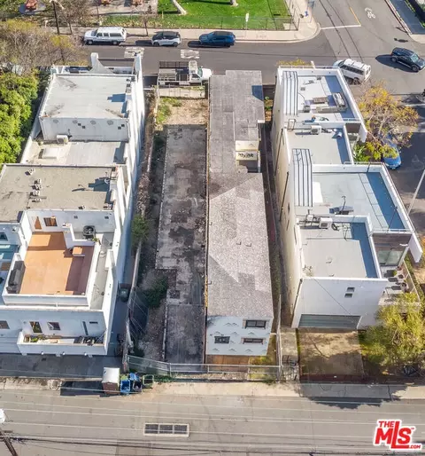 View/Area - 705 Broadway St, Venice, CA 90291 photo 5 of 7