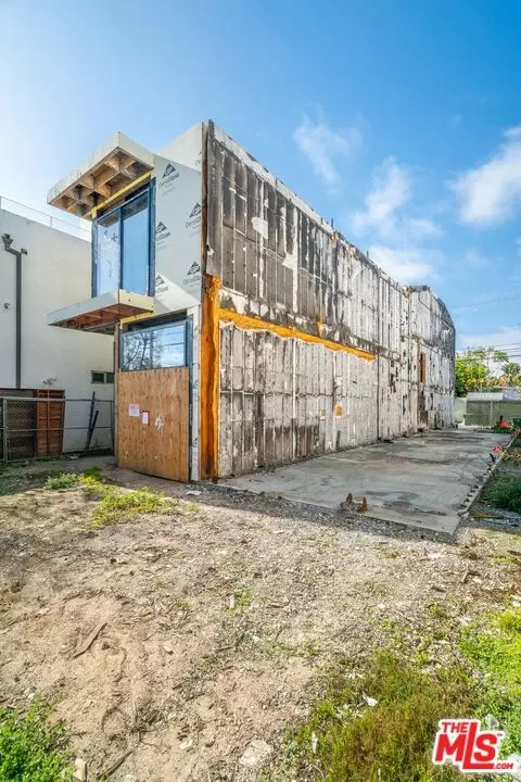 Other - 705 Broadway St, Venice, CA 90291 photo 1 of 5