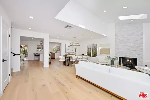 Entry Way - 3783 Elma Rd, Pasadena, CA 91107 photo 1 of 1
