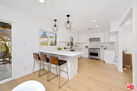 Kitchen - 3783 Elma Rd, Pasadena, CA 91107 photo 2 of 2