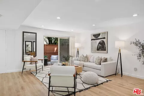 11260 Overland Ave #20B, Culver City, CA 90230