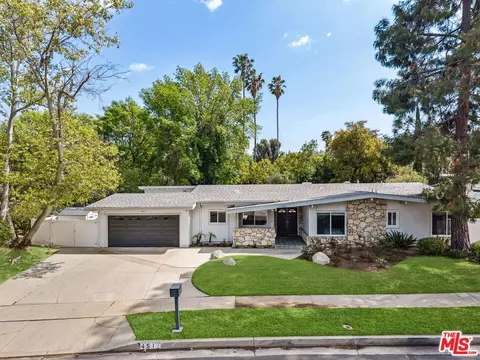 4510 Azalia Dr, Tarzana, CA 91356