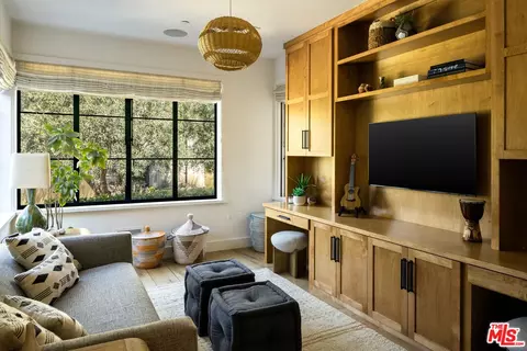 1215 Appleton Way, Venice, CA 90291 photo 17