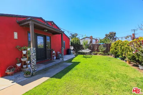 535 Hamilton St, Costa Mesa, CA 92627