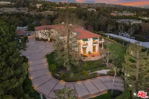 642 Siena Way, Los Angeles, CA 90077
