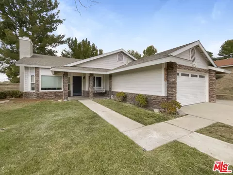 27949 Harwood Dr, Santa Clarita, CA 91350