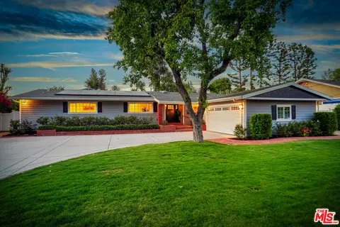20423 Lander Dr, Woodland Hills, CA 91364
