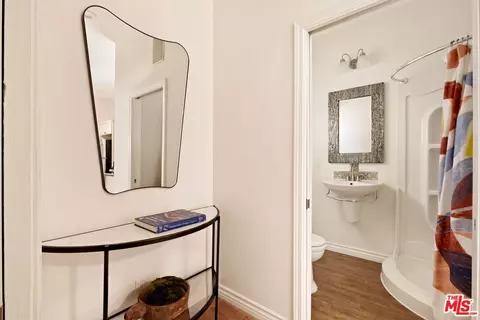 5446 Tyrone Ave, Sherman Oaks, CA 91401 photo 11