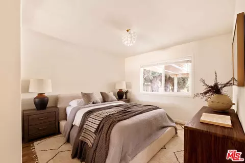 5446 Tyrone Ave, Sherman Oaks, CA 91401 photo 8