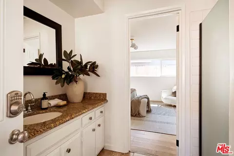5446 Tyrone Ave, Sherman Oaks, CA 91401 photo 20