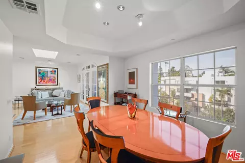 2025 S Beverly Glen Blvd #PHD, Los Angeles, CA 90025