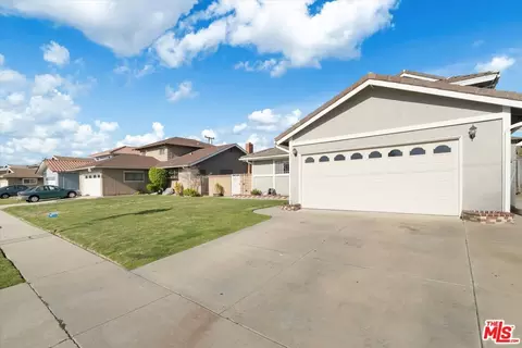 19714 Galway Ave, Carson, CA 90746 photo 3
