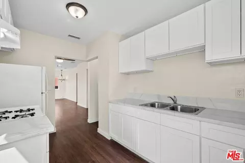 1205 E Marcelle St, Compton, CA 90221 photo 10