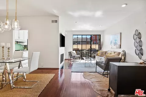2307 S Bentley Ave #2, Los Angeles, CA 90064