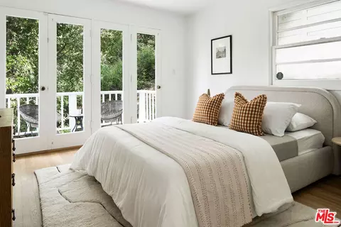 Bedroom - 4173 Vanetta Dr, Studio City, CA 91604 photo 1 of 7