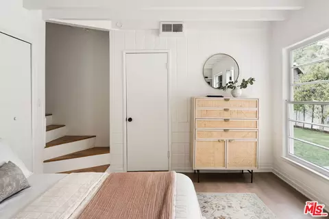 Bedroom - 4173 Vanetta Dr, Studio City, CA 91604 photo 7 of 7
