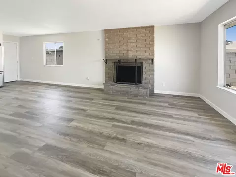 1440 Crawford St, Oxnard, CA 93030 photo 3