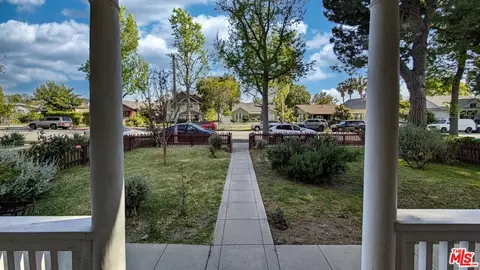 227 E Lemon Ave, Monrovia, CA 91016 photo 4