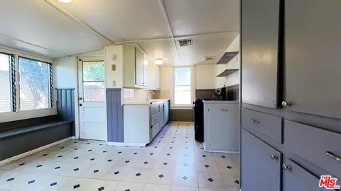 227 E Lemon Ave, Monrovia, CA 91016 photo 7