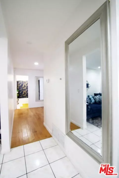 Entry Way - 19014 Gunlock Ave, Carson, CA 90746 photo 3 of 4