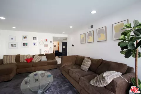 Living - 19014 Gunlock Ave, Carson, CA 90746 photo 2 of 3