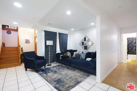 Entry Way - 19014 Gunlock Ave, Carson, CA 90746 photo 2 of 4