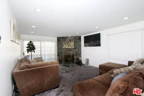 Living - 19014 Gunlock Ave, Carson, CA 90746 photo 1 of 3