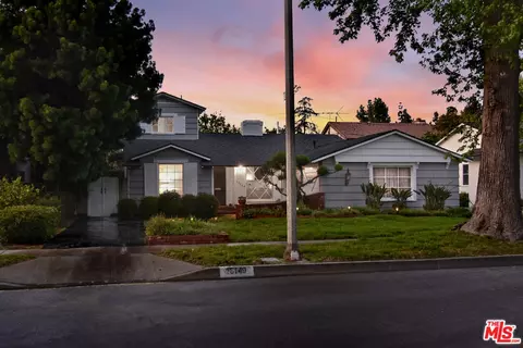 Exterior - 13149 Margate St, Sherman Oaks, CA 91401 photo 2 of 31