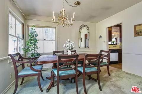 Dining - 13149 Margate St, Sherman Oaks, CA 91401 photo 2 of 5