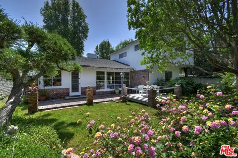 Exterior - 13149 Margate St, Sherman Oaks, CA 91401 photo 31 of 31