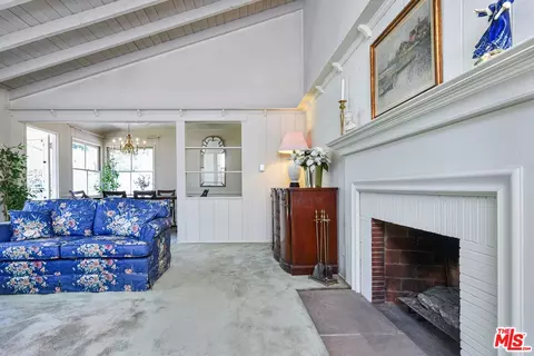 Living - 13149 Margate St, Sherman Oaks, CA 91401 photo 6 of 9