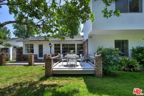 Exterior - 13149 Margate St, Sherman Oaks, CA 91401 photo 29 of 31