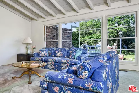 Living - 13149 Margate St, Sherman Oaks, CA 91401 photo 2 of 9