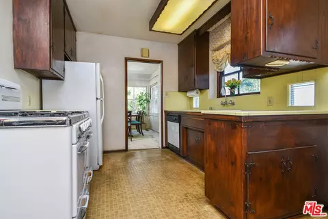 Kitchen - 13149 Margate St, Sherman Oaks, CA 91401 photo 2 of 2