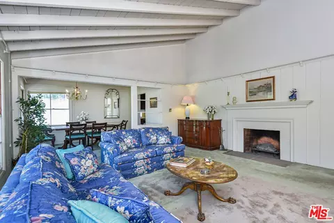 Living - 13149 Margate St, Sherman Oaks, CA 91401 photo 3 of 9