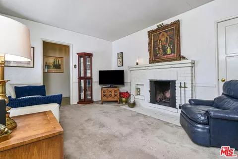 Living - 13149 Margate St, Sherman Oaks, CA 91401 photo 8 of 9