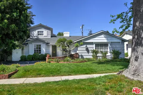 Exterior - 13149 Margate St, Sherman Oaks, CA 91401 photo 7 of 31