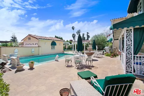 Exterior - 303 Armsley Sq, Ontario, CA 91762 photo 3 of 3