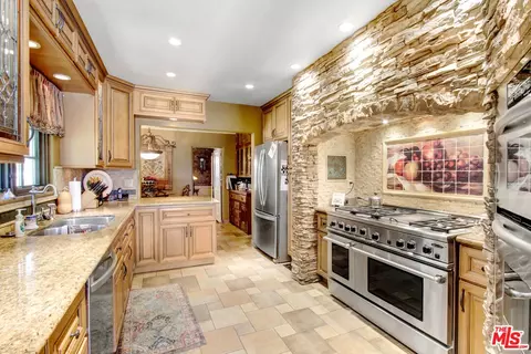 Kitchen - 303 Armsley Sq, Ontario, CA 91762 photo 1 of 1