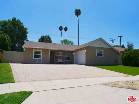 23006 Hartland St, West Hills, CA 91307