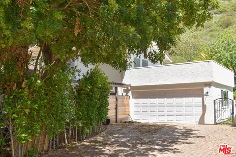 5940 Paseo Canyon Dr, Malibu, CA 90265