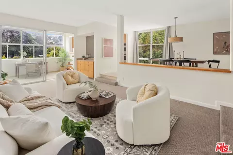 14144 Dickens St #311, Sherman Oaks, CA 91423