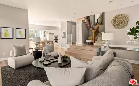 2421 Creston Way, Los Angeles, CA 90068